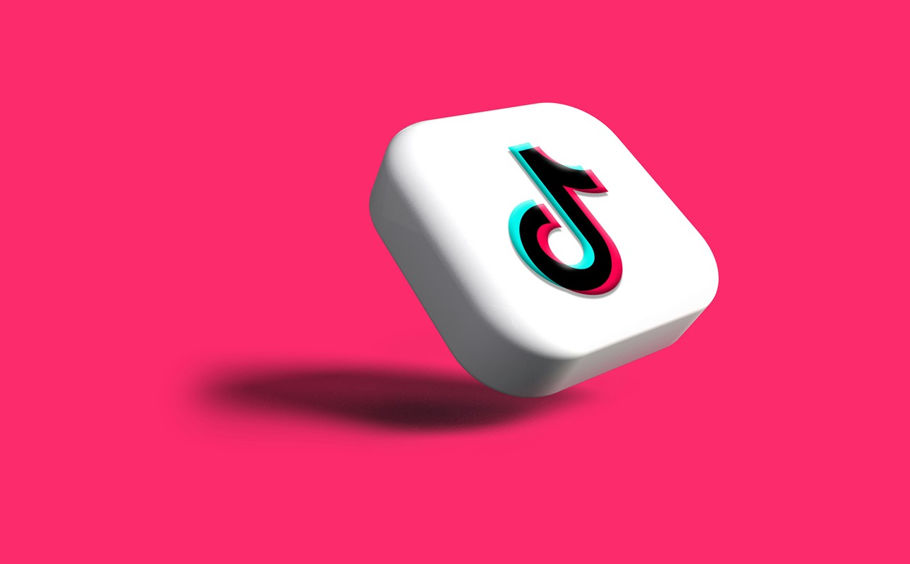 BEAUTY IN STORE: HOW TIKTOK IS SHAPING SHOPPING INTO AN IRRESISTIBLE EXPERIENCE