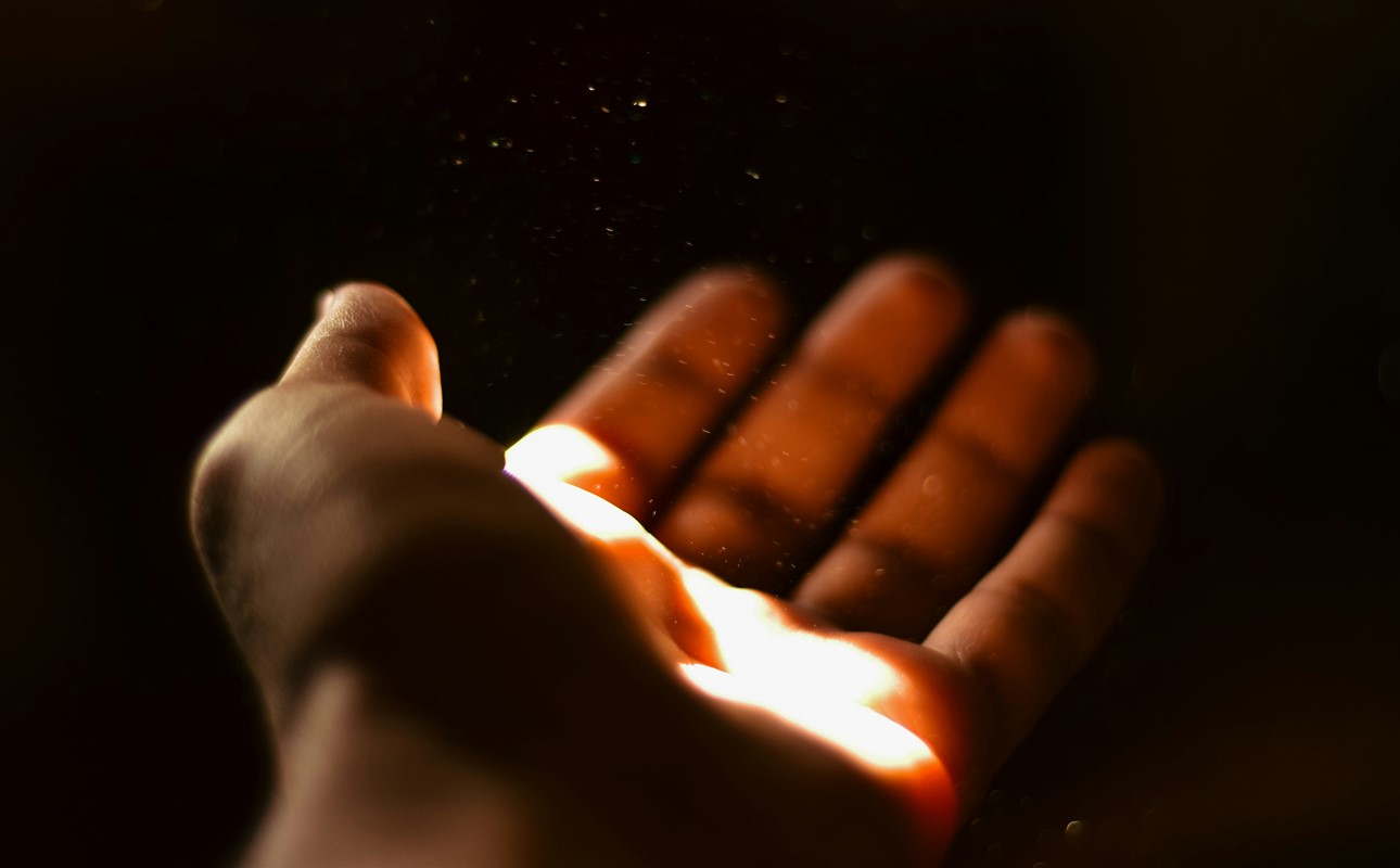 THE EMPATHETIC HEALING AND THE INNER AWAKENING